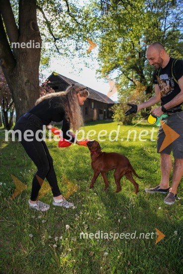  Maša Merc, Miss Slovenije 2000;  Ivan Žebeljan, dr. med.Znani Mariborčani obeležili Svetovni dan Zemlje