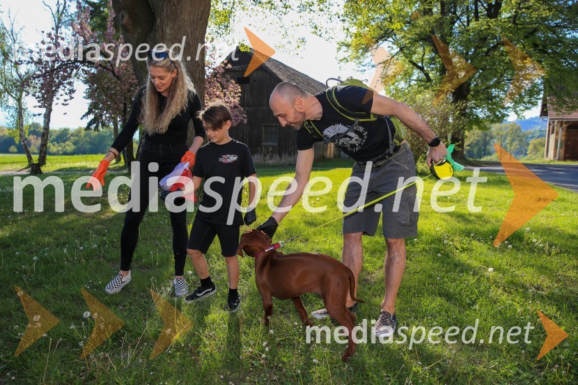  Maša Merc, Miss Slovenije 2000;  Jaša Božičnik;  Ivan Žebeljan, dr. med.Znani Mariborčani obeležili Svetovni dan Zemlje