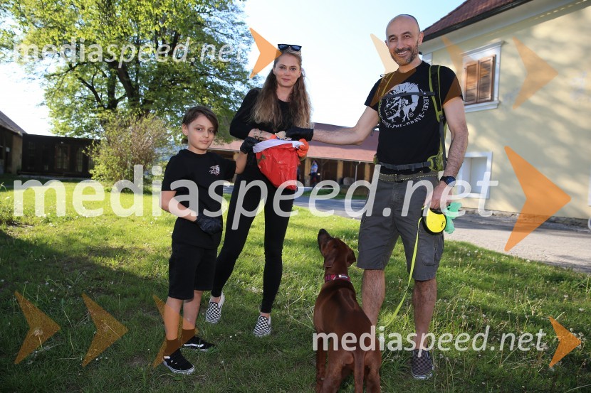  Jaša Božičnik;  Maša Merc, Miss Slovenije 2000;  Ivan Žebeljan, dr. med.Znani Mariborčani obeležili Svetovni dan Zemlje