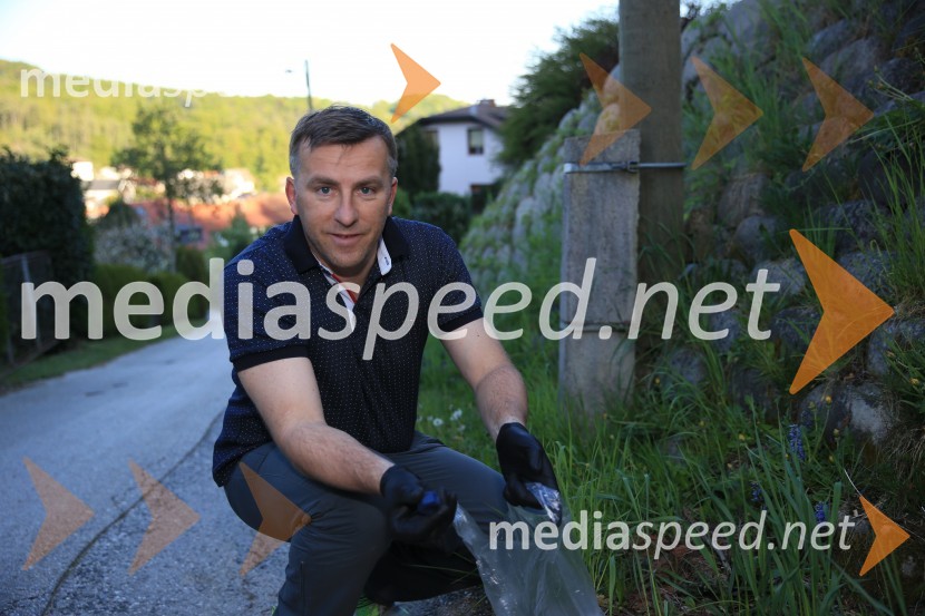 dr. Boris Onišak,  estetski kirurg, Estetika NobilisZnani Mariborčani obeležili Svetovni dan Zemlje