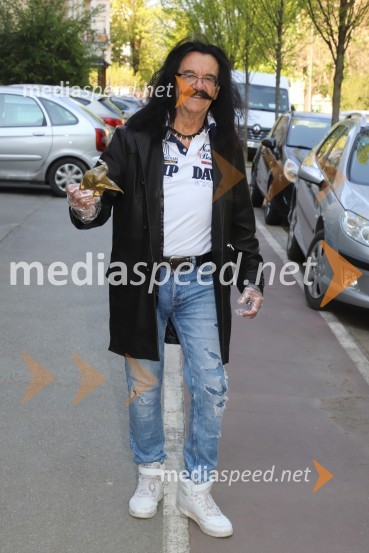  Slavko Kovačič-Spidi, glasbenikZnani Mariborčani obeležili Svetovni dan Zemlje