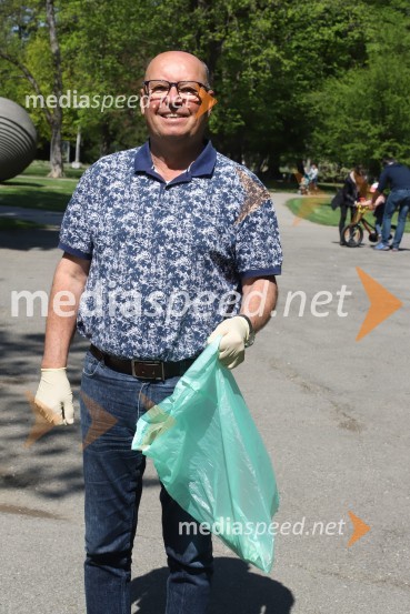  Boris Rošker, glasbenikZnani Mariborčani obeležili Svetovni dan Zemlje