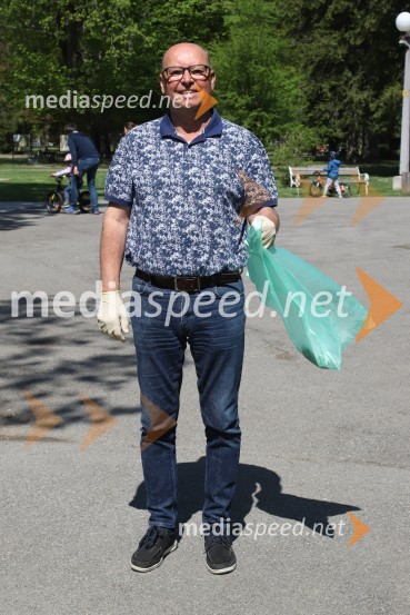  Boris Rošker, glasbenikZnani Mariborčani obeležili Svetovni dan Zemlje