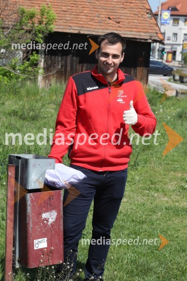  Žiga Kos, OK Nova KBM Branik, pomočnik trenerjaZnani Mariborčani obeležili Svetovni dan Zemlje