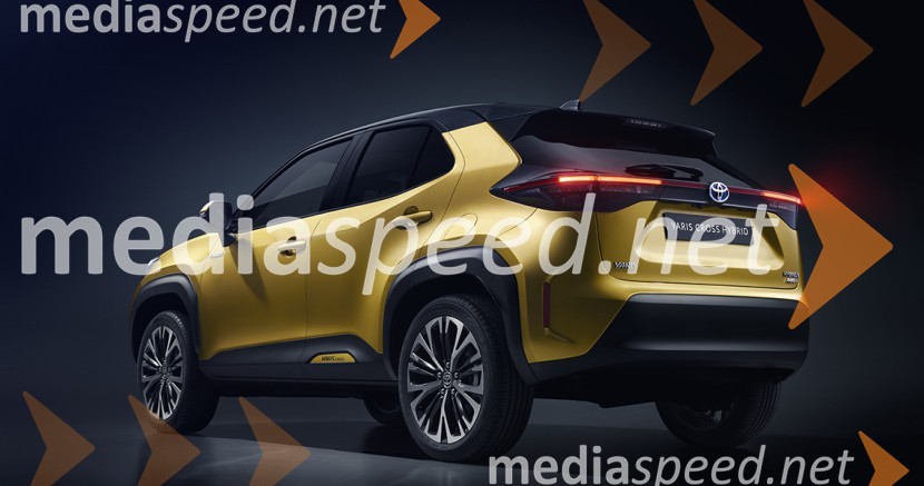 Toyota Yaris CrossToyota predstavlja povsem novega kompaktnega terenca Yaris Cross