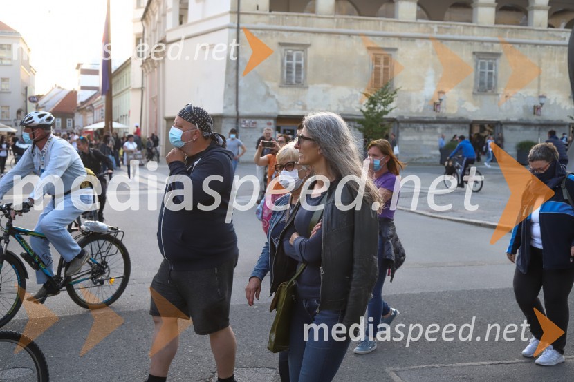 Protivladni protest na kolesih v Mariboru