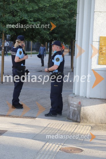 Protivladni protest na kolesih v Mariboru