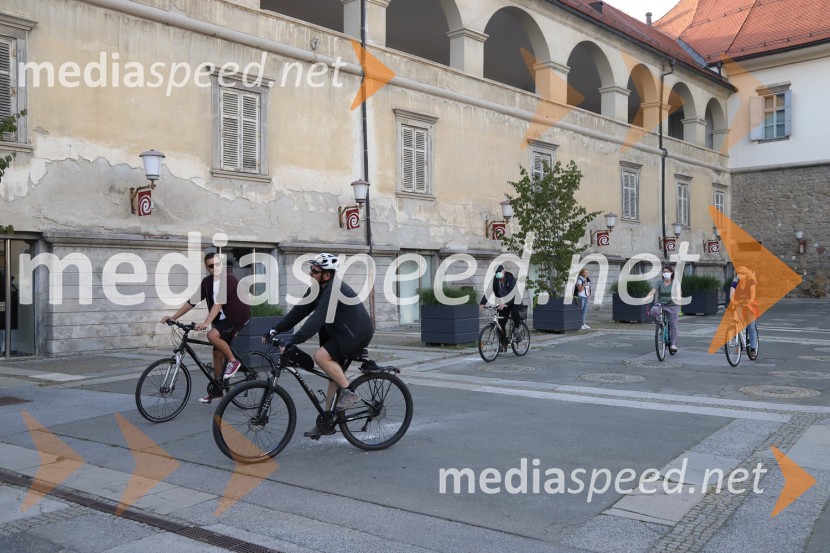 Protivladni protest na kolesih v Mariboru