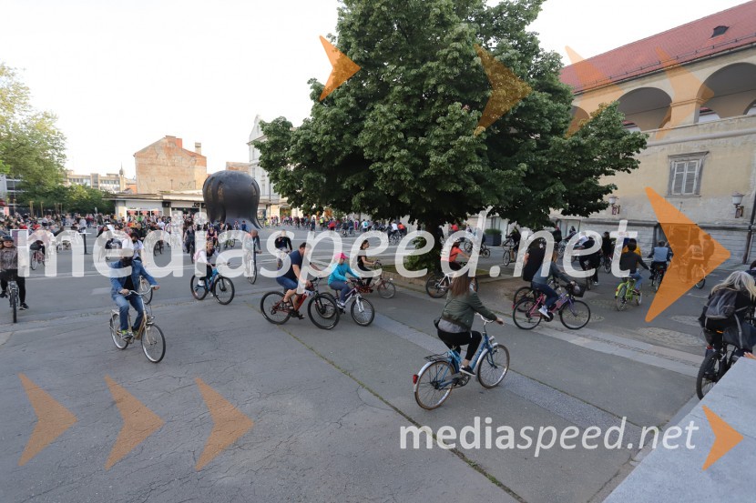 Protivladni protest na kolesih v Mariboru