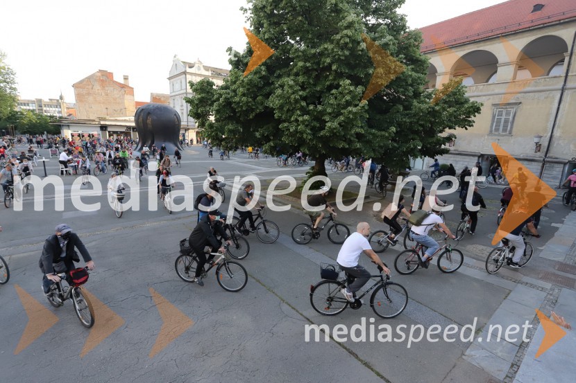 Protivladni protest na kolesih v Mariboru