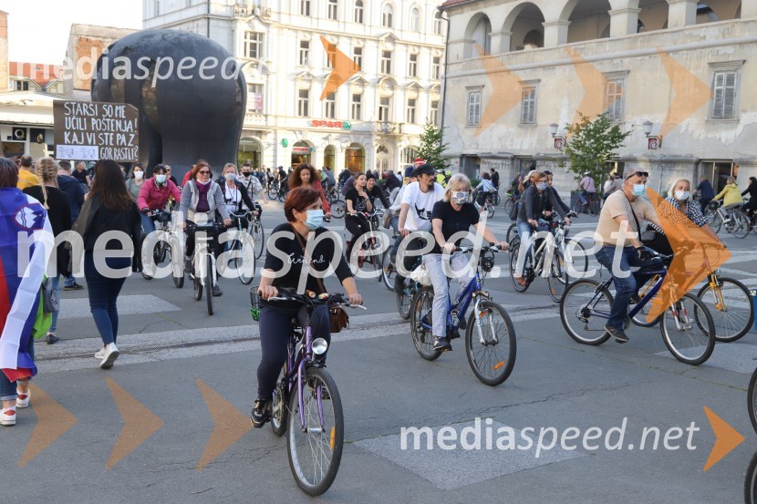 Protivladni protest na kolesih v Mariboru