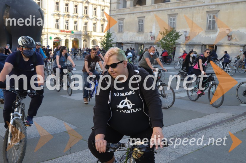 Protivladni protest na kolesih v Mariboru
