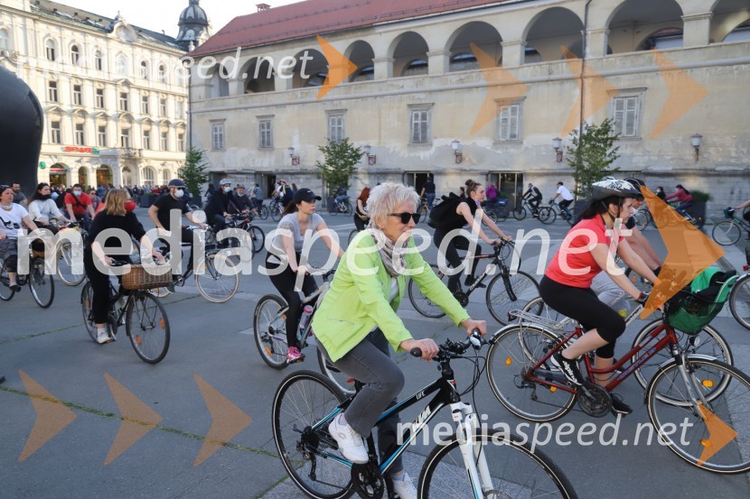 Protivladni protest na kolesih v Mariboru