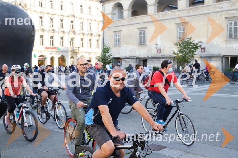 Protivladni protest na kolesih v Mariboru