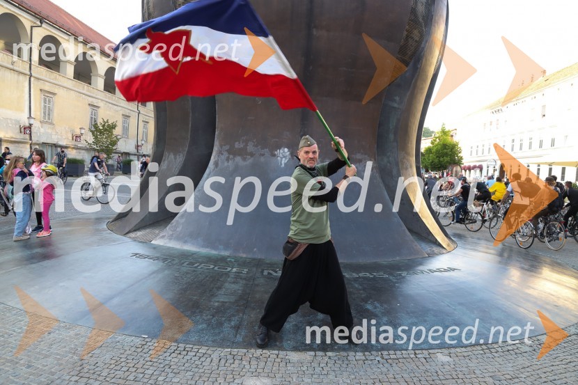  Renato VolkerProtivladni protest na kolesih v Mariboru