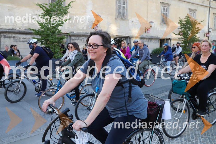 Protivladni protest na kolesih v Mariboru