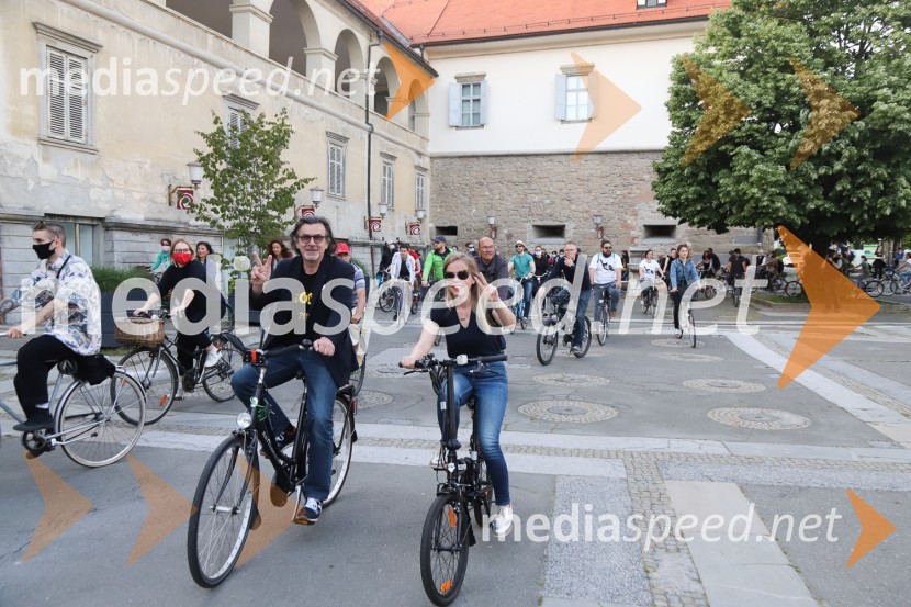 Protivladni protest na kolesih v Mariboru