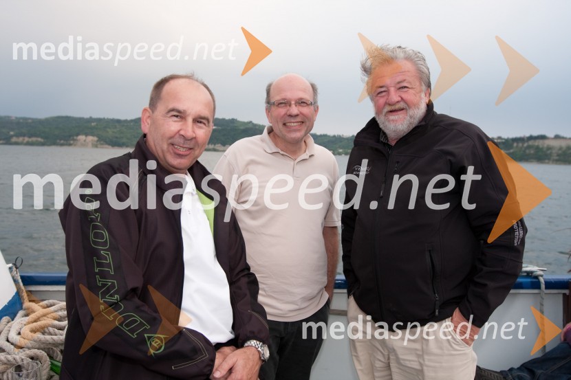  Brane  Hafner, predsednik LTS;  Andrej Pečenko, meteorolog;  Tone Smolnikar,  nekdanji župan občine KamnikUmrl znan obraz TV-zaslonov, vremenoslovec Andrej Pečenko