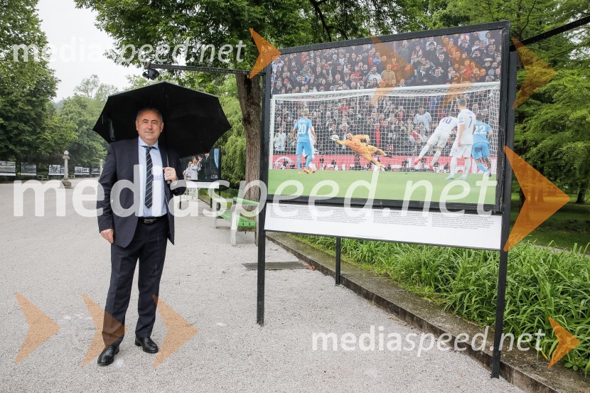  Radenko Mijatović, predsednik Nogometne zveze Slovenije100 let Nogometne zveze Slovenije, otvoritev razstave