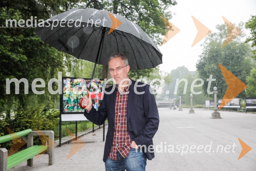  Igor Evgen Bergant, novinar in TV voditelj100 let Nogometne zveze Slovenije, otvoritev razstave