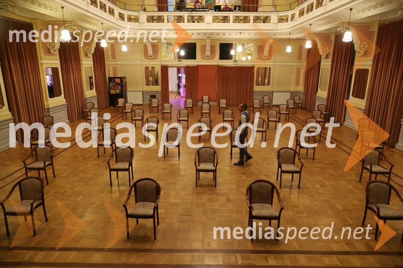 Tadej Toš, stand up komedija v Narodnem domu