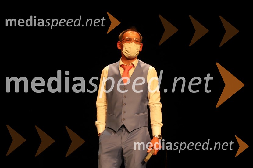  Tadej Toš, igralec, komik in TV voditeljTadej Toš, stand up komedija v Narodnem domu