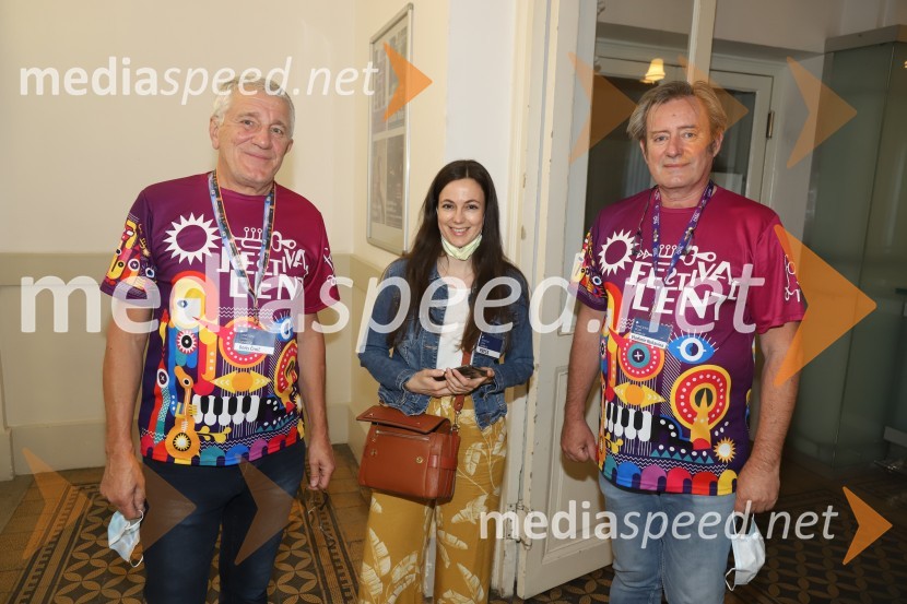  Boris Črnič - Boco, služba za odnose z javnostjo, Narodni dom Maribor;  ... ;  Vladimir  Rukavina Gogo, direktor Narodnega doma Maribor ter direktor Festivala Lent Tadej Toš, stand up komedija v Narodnem domu