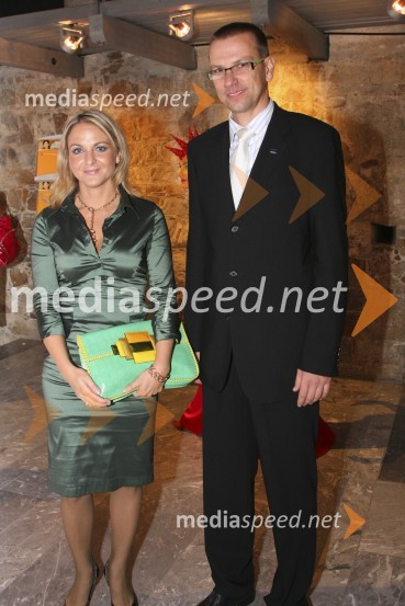 Beatrice Šlamberger, direktorica jezikovnega centra Berlitz Ljubljana in Gregor Šergan, direktor Berlitz SlovenijaBerlitz, jezikovna šola, 130 let