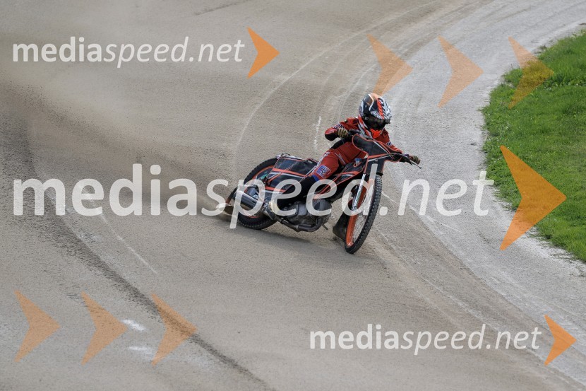Zadnji uradni trening speedway na stadionu v športnem parku Ilirija