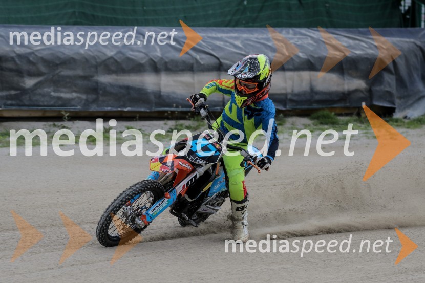 Zadnji uradni trening speedway na stadionu v športnem parku Ilirija