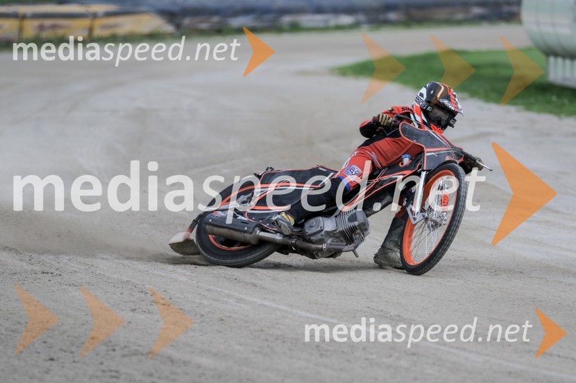 Zadnji uradni trening speedway na stadionu v športnem parku Ilirija