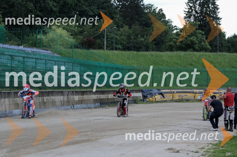 Zadnji uradni trening speedway na stadionu v športnem parku Ilirija