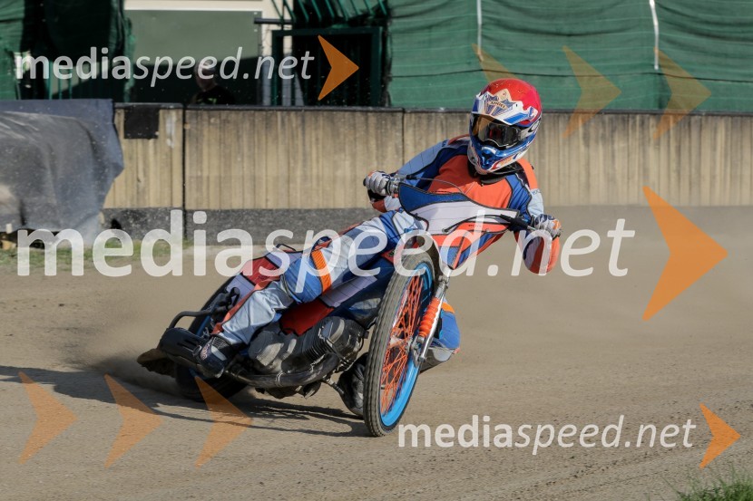 Zadnji uradni trening speedway na stadionu v športnem parku Ilirija