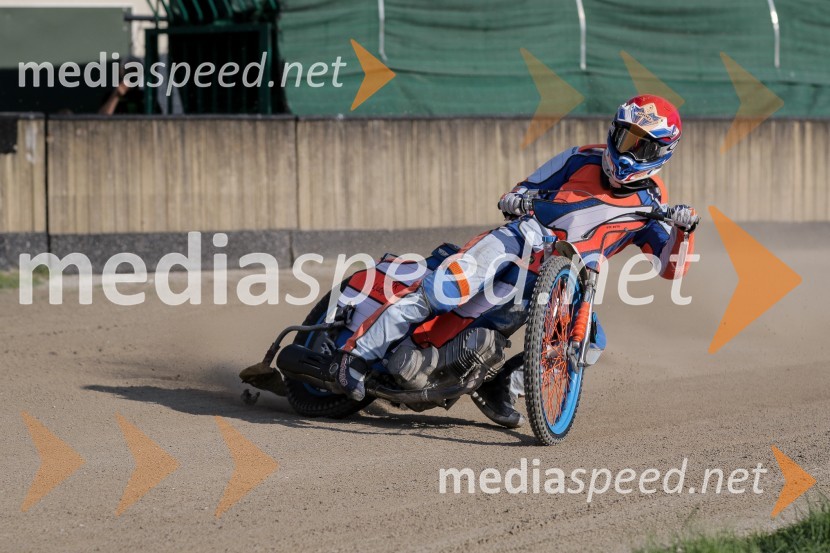 Zadnji uradni trening speedway na stadionu v športnem parku Ilirija