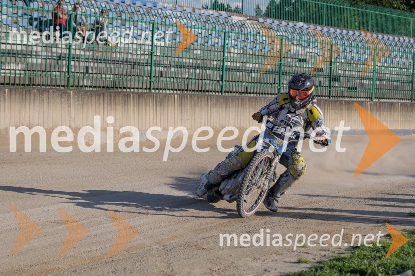 Zadnji uradni trening speedway na stadionu v športnem parku Ilirija