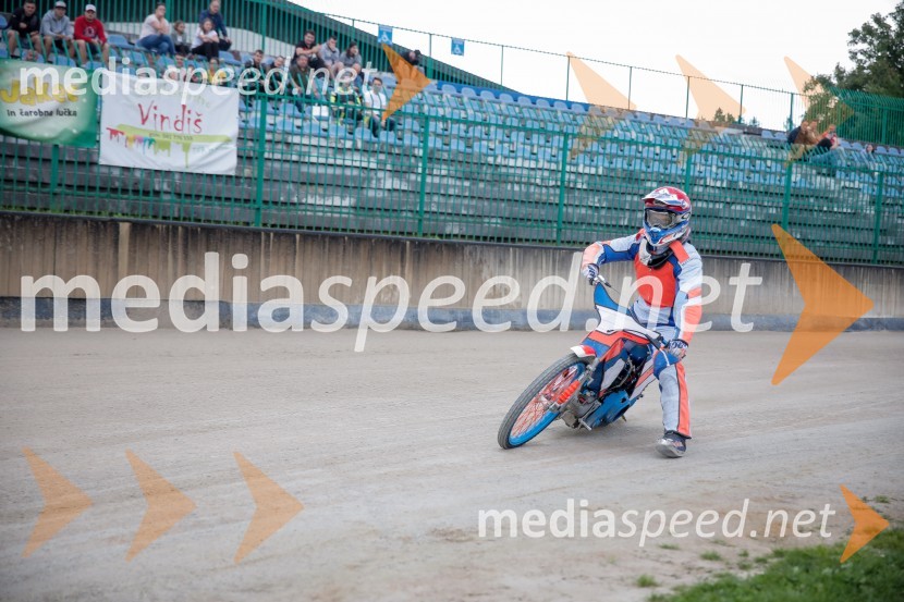 Zadnji uradni trening speedway na stadionu v športnem parku Ilirija