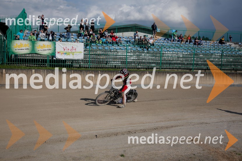 Zadnji uradni trening speedway na stadionu v športnem parku Ilirija