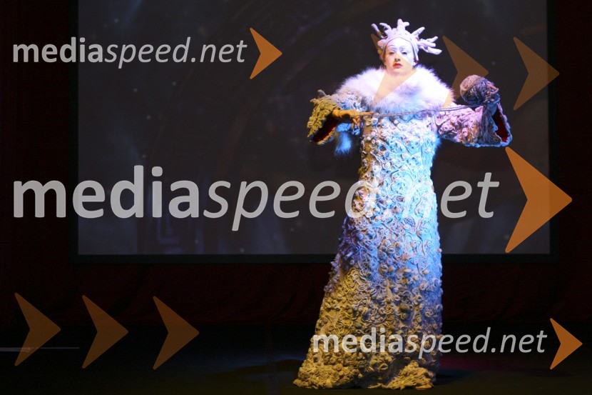 Nastop skupine SerpentesBerlitz, jezikovna šola, 130 let