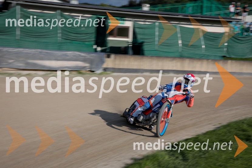 Zadnji uradni trening speedway na stadionu v športnem parku Ilirija