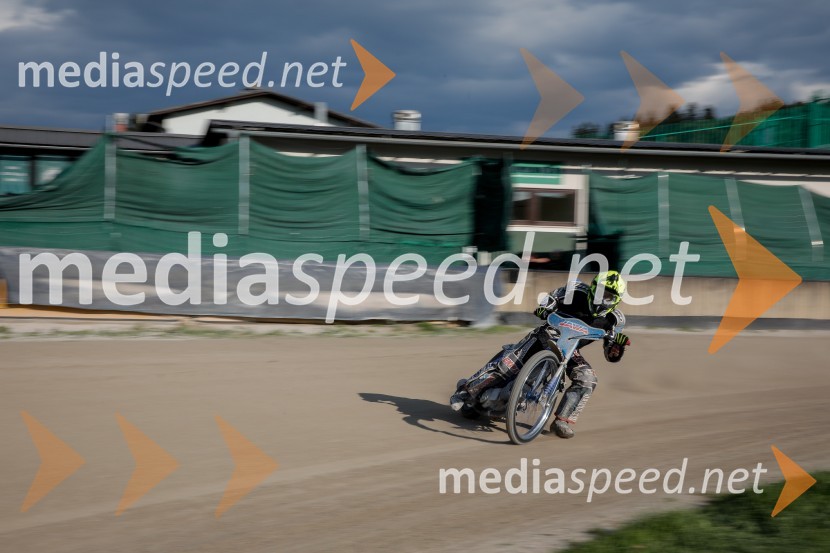 Zadnji uradni trening speedway na stadionu v športnem parku Ilirija