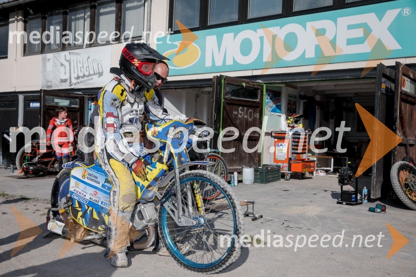 Zadnji uradni trening speedway na stadionu v športnem parku Ilirija