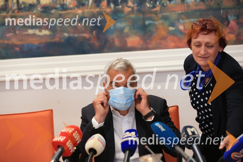  Aleksander Saša Arsenovič, župan, Mestna občina Maribor;  Marjana Puhman, vodja lokalnega studia Maribor, Radio 1Mestna občina Maribor predstavila rezultate boja proti COVID 19