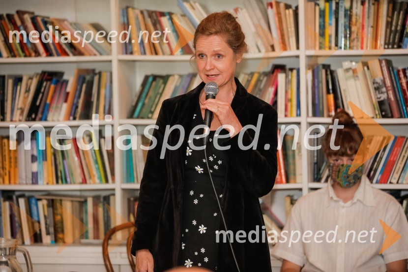 Nagrada Desetnica v roke Jani Bauer