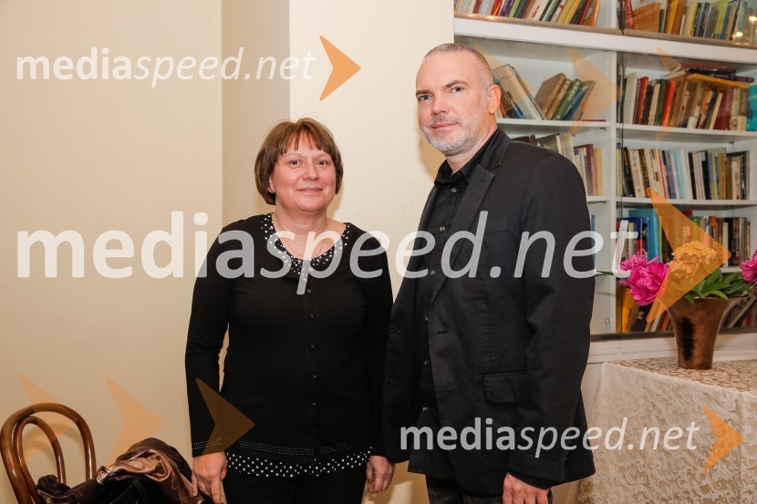 dr. prof. Dragica Haramija, Pedagoška fakulteta, Univerza v MariboruNagrada Desetnica v roke Jani Bauer