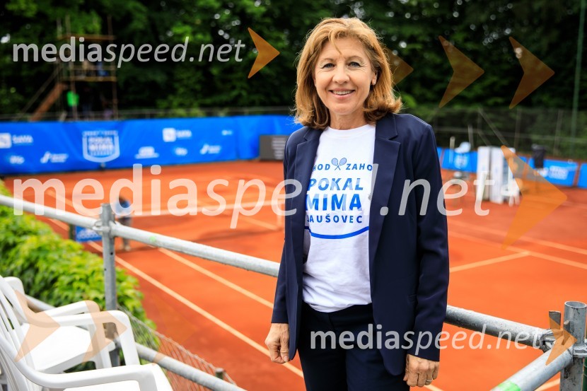  Mima  Jaušovec, nekdanja slovenska tenisačicaBlaž Rola in Bor Artnak, zmagovalca pokala Mime Jaušovec