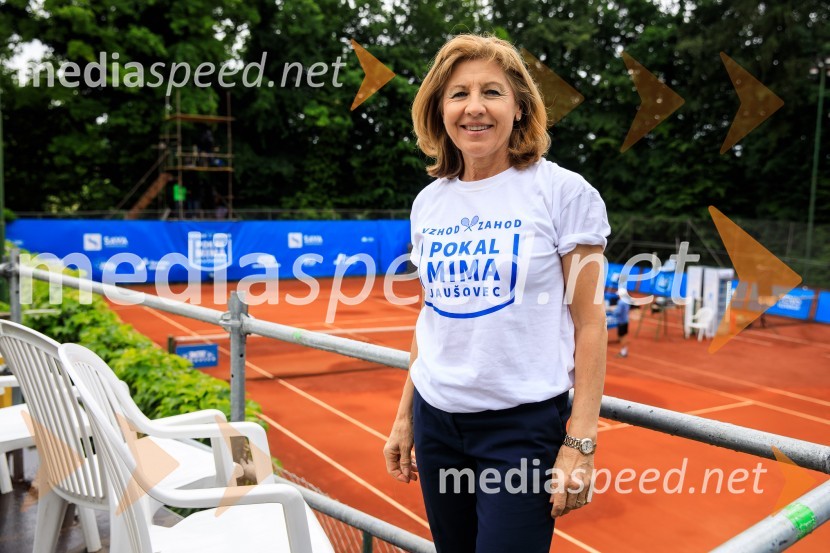  Mima  Jaušovec, nekdanja slovenska tenisačicaBlaž Rola in Bor Artnak, zmagovalca pokala Mime Jaušovec