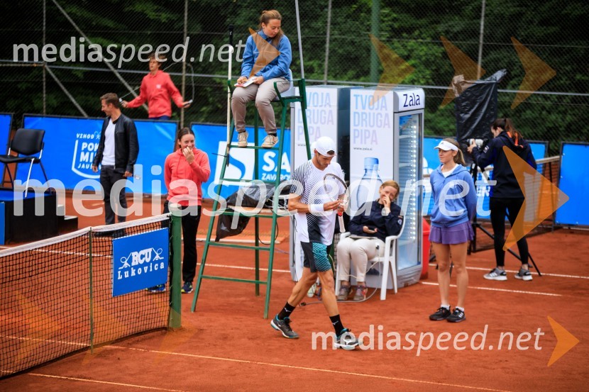  Blaž  Rola, teniški igralec;  Kaja Juvan, tenisačicaBlaž Rola in Bor Artnak, zmagovalca pokala Mime Jaušovec