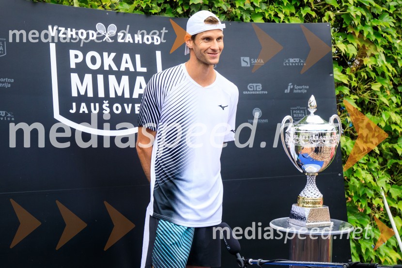  Blaž  Rola, teniški igralecBlaž Rola in Bor Artnak, zmagovalca pokala Mime Jaušovec