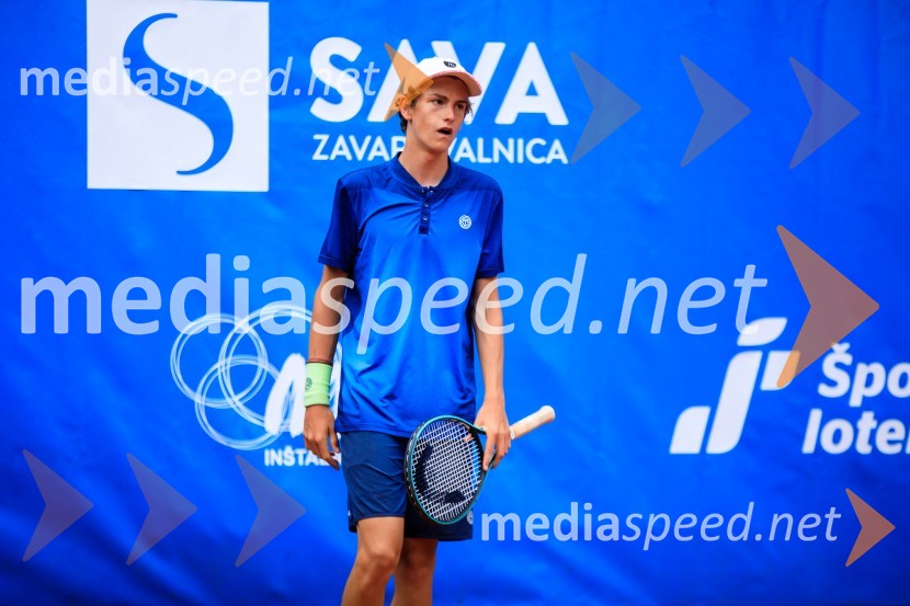  Bor Artnak, teniški igralecBlaž Rola in Bor Artnak, zmagovalca pokala Mime Jaušovec