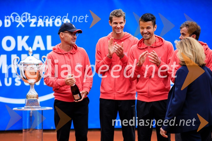  ... ;  Blaž  Rola, teniški igralec;  Mike Urbanija, teniški igralec;  Nik  Razboršek, teniški igralecBlaž Rola in Bor Artnak, zmagovalca pokala Mime Jaušovec